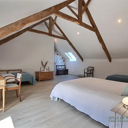 Holiday home Le Clos Saint Cadreuc *