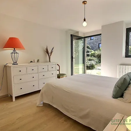 Holiday home Le Clos Saint Cadreuc *