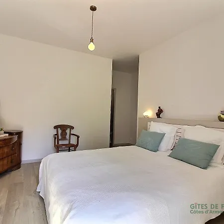 Holiday home Le Clos Saint Cadreuc